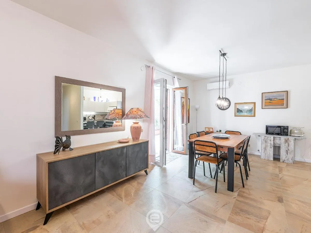 Cagliari Diamond Apartment 0*,